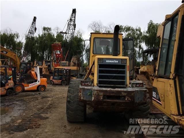 Komatsu WA360 Екскаватори-навантажувачі