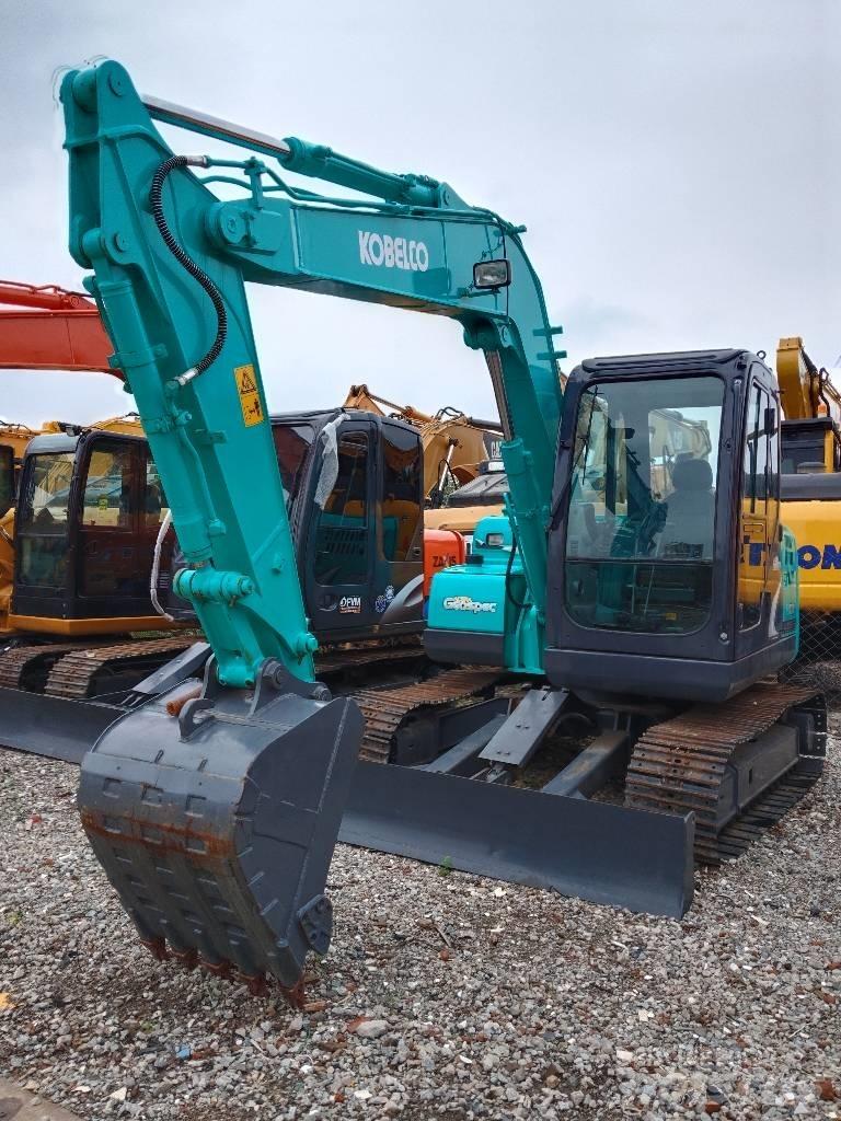 Kobelco SK 75 Гусеничні екскаватори