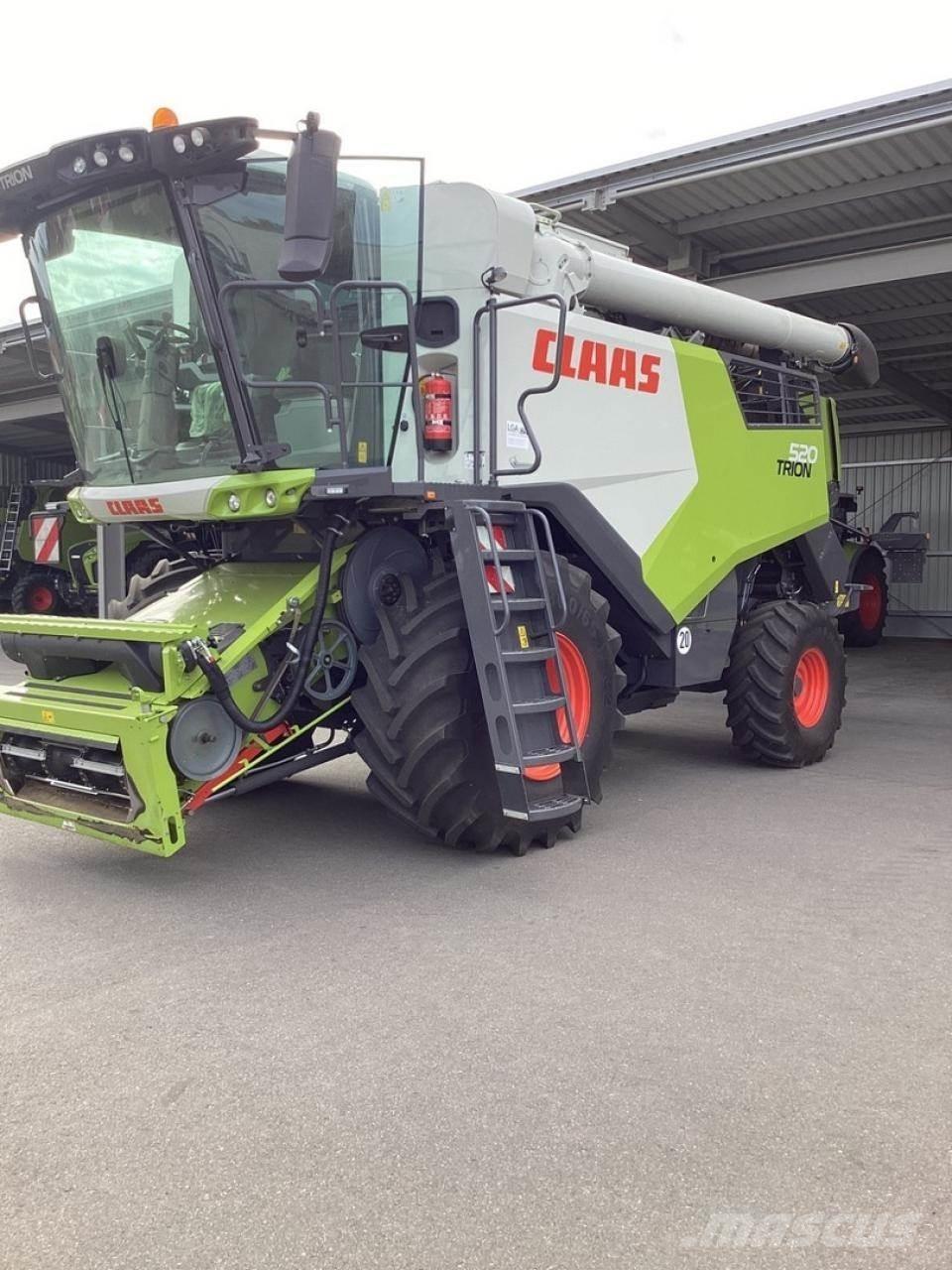 CLAAS Trion 520 Зернозбиральні комбайни