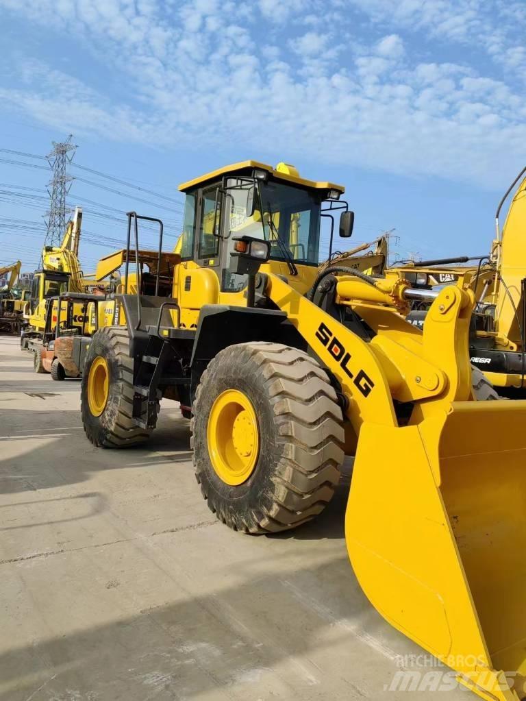 SDLG 956L Фронтальні навантажувачі