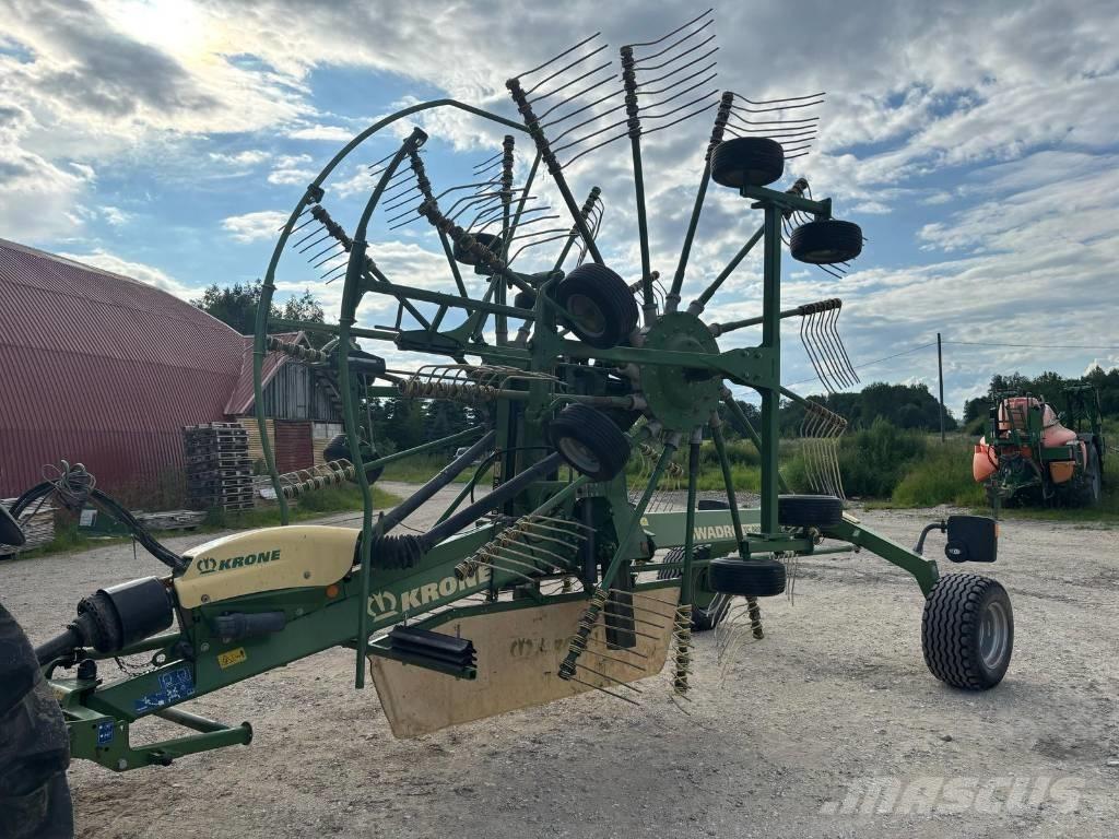 Krone Swadro TC 880 Граблі і сінозворушувачі