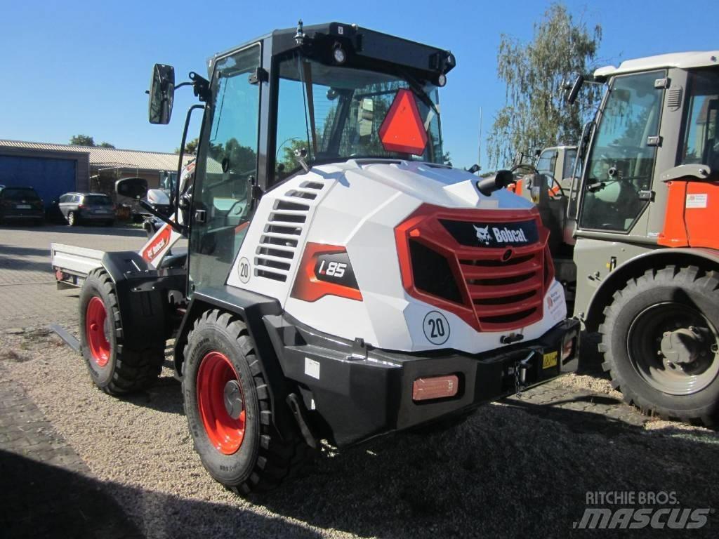 Bobcat L85 Міні-навантажувачі