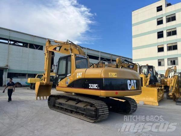CAT 320 C Гусеничні екскаватори