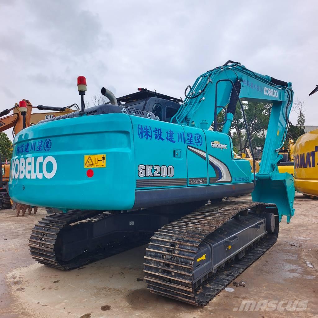 Kobelco SK200-8 Гусеничні екскаватори
