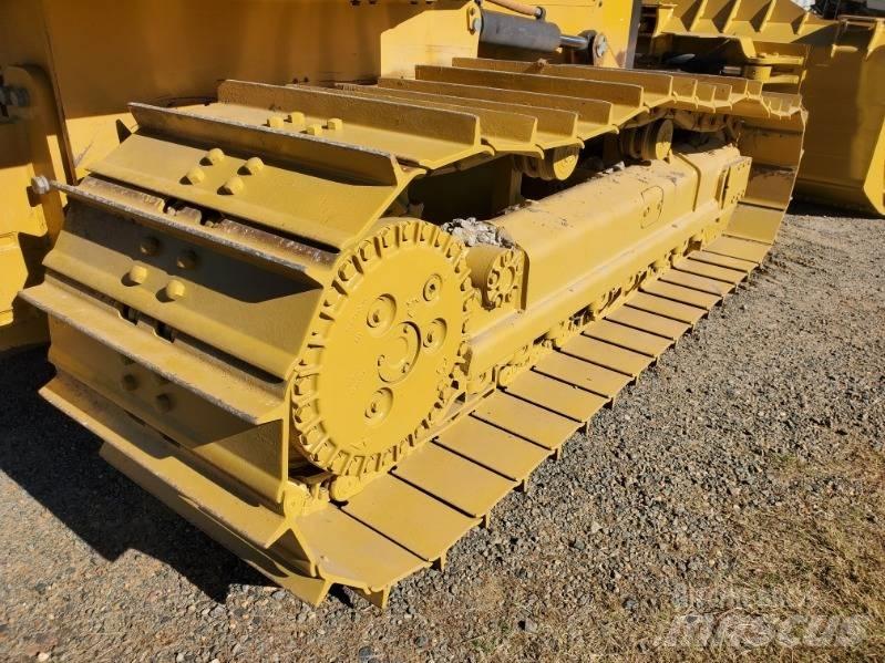 CAT D 6 K 2 LGP Гусеничні бульдозери