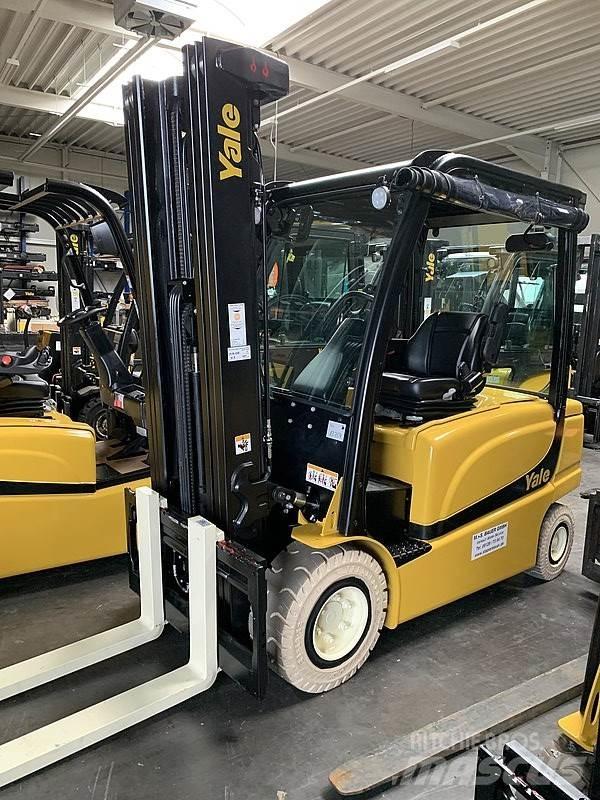 Yale ERP35VL Електронавантажувачі