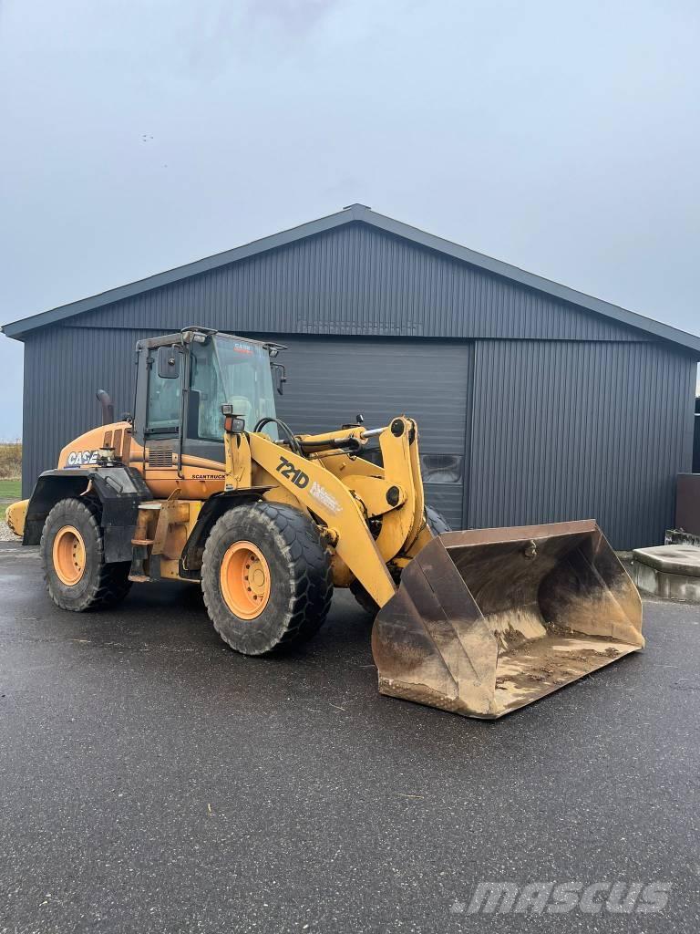 CASE 721 D Фронтальні навантажувачі