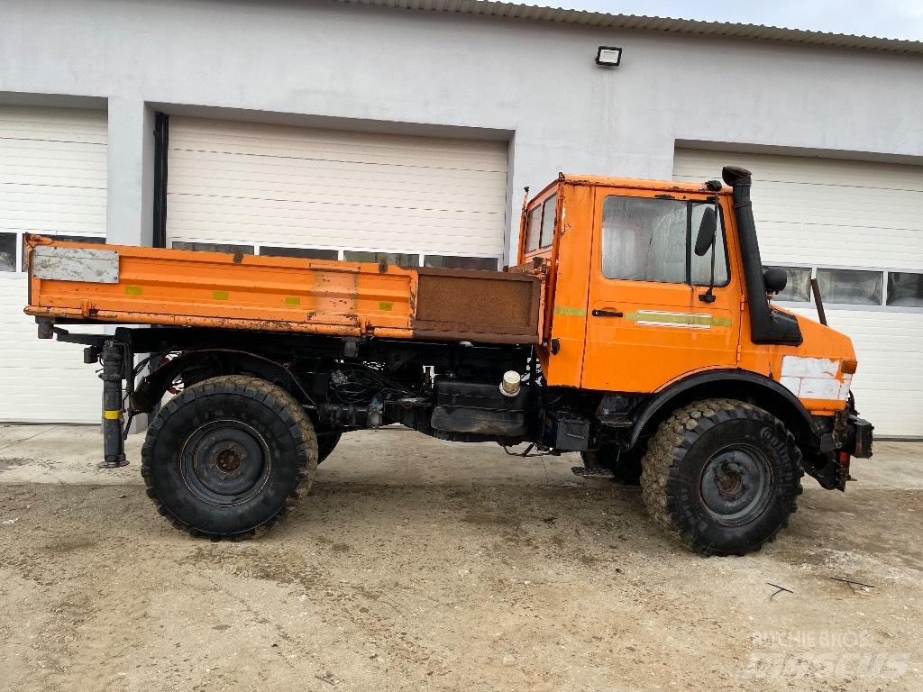 Mercedes-Benz Unimog Підсобні машини