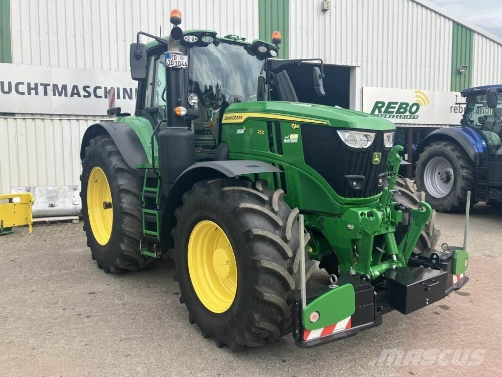 John Deere 6M250 Трактори