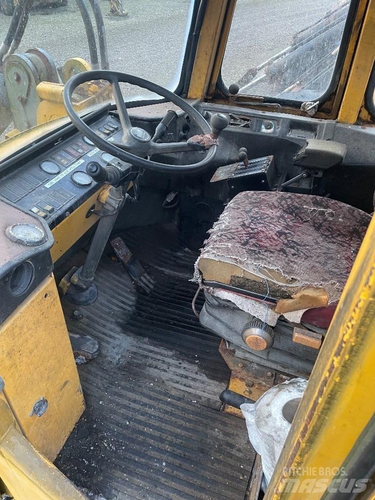Volvo L90 Фронтальні навантажувачі