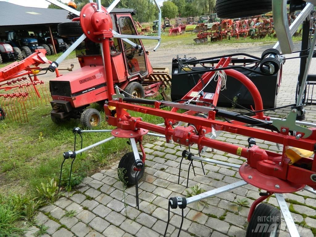 DCM GVF 560 3PN Граблі і сінозворушувачі