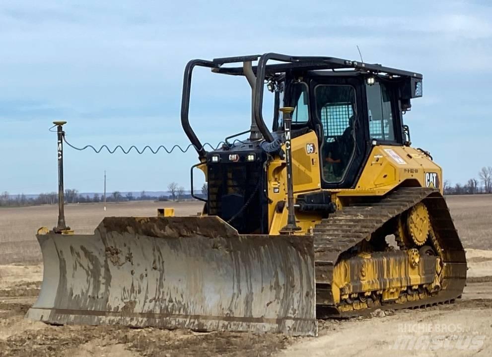 CAT D 5 LGP Гусеничні бульдозери