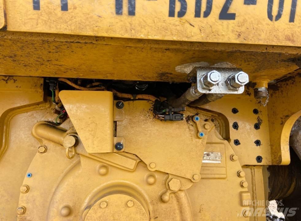 CAT D 5 LGP Гусеничні бульдозери