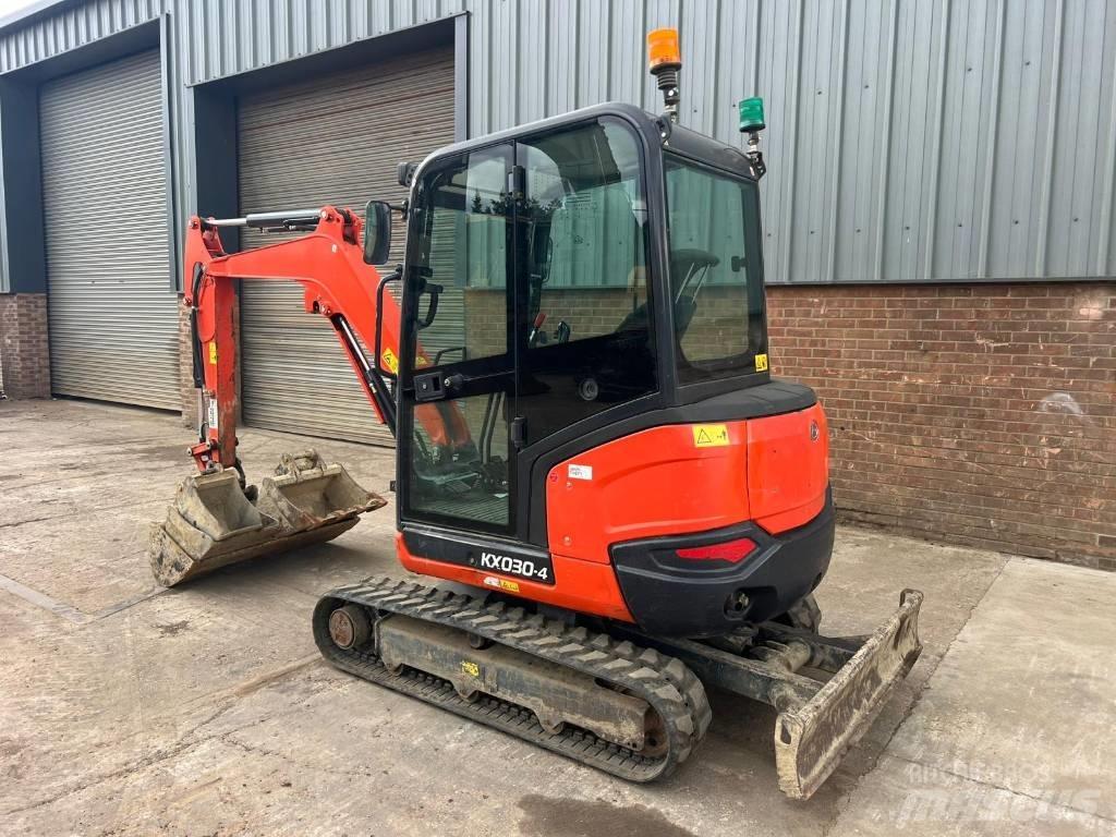 Kubota KX 030-4 Міні-екскаватори < 7т