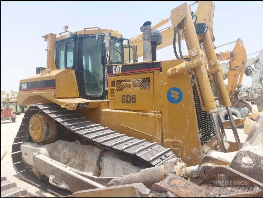 CAT D 8 R Гусеничні бульдозери