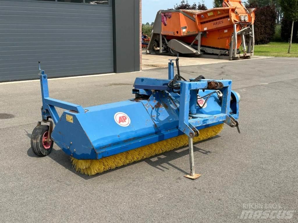 AP VHZ 2500 Підмітальні машини