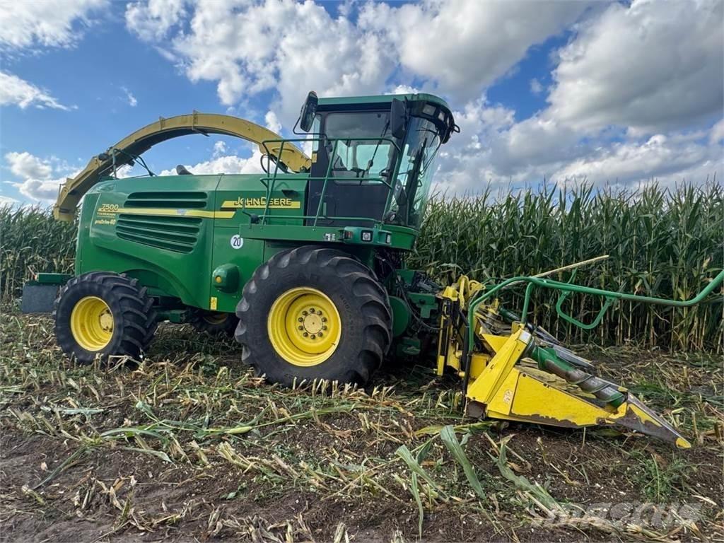 John Deere 7400 Кормозбиральні комбайни