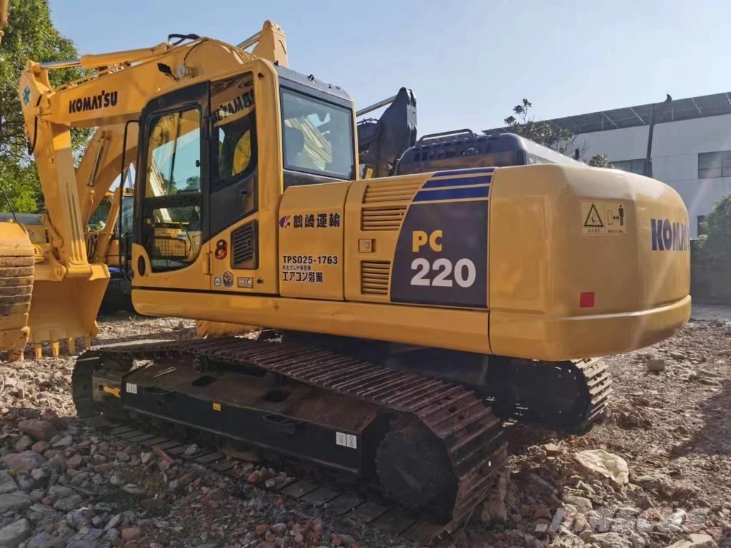 Komatsu PC 220-8 Гусеничні екскаватори