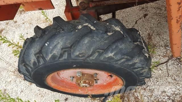  Pneus 7.50-16 Колеса