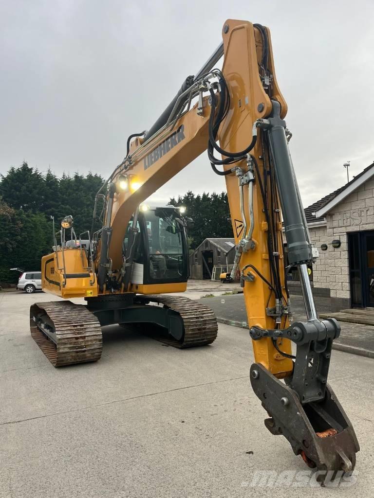 Liebherr R 922 Гусеничні екскаватори