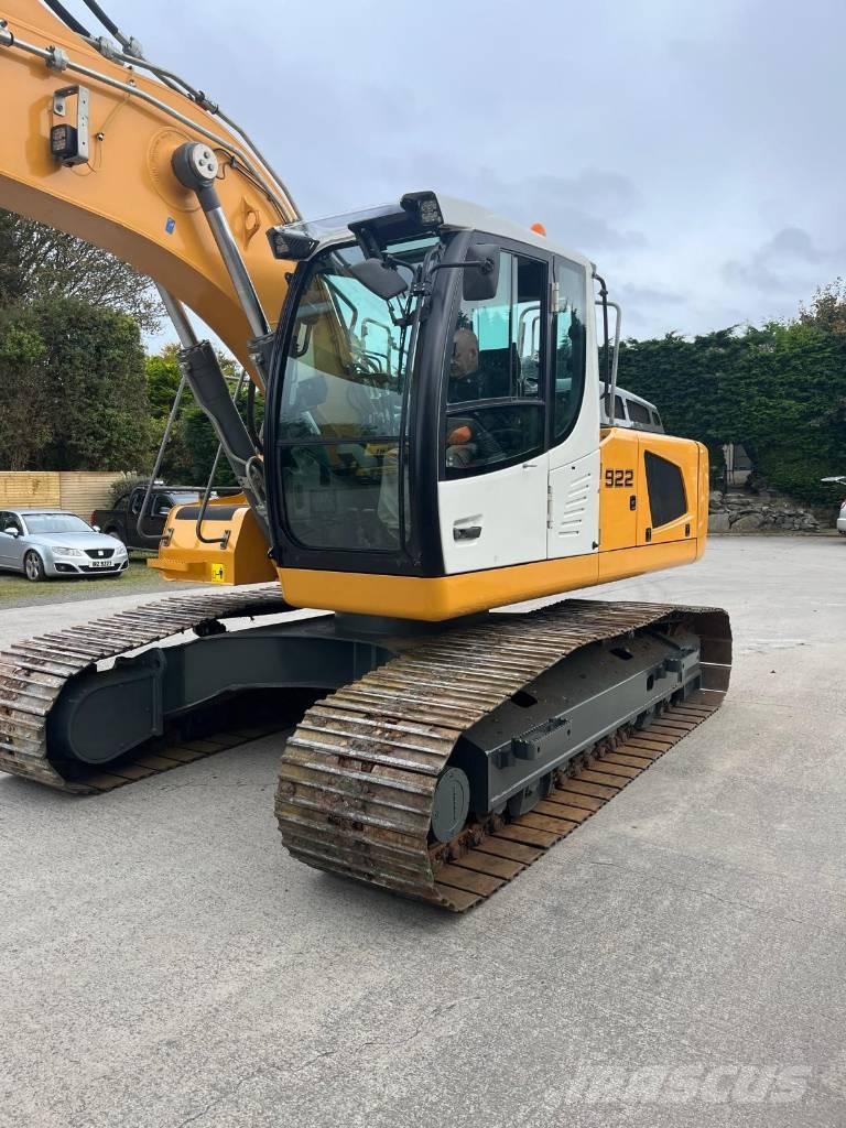 Liebherr R 922 Гусеничні екскаватори