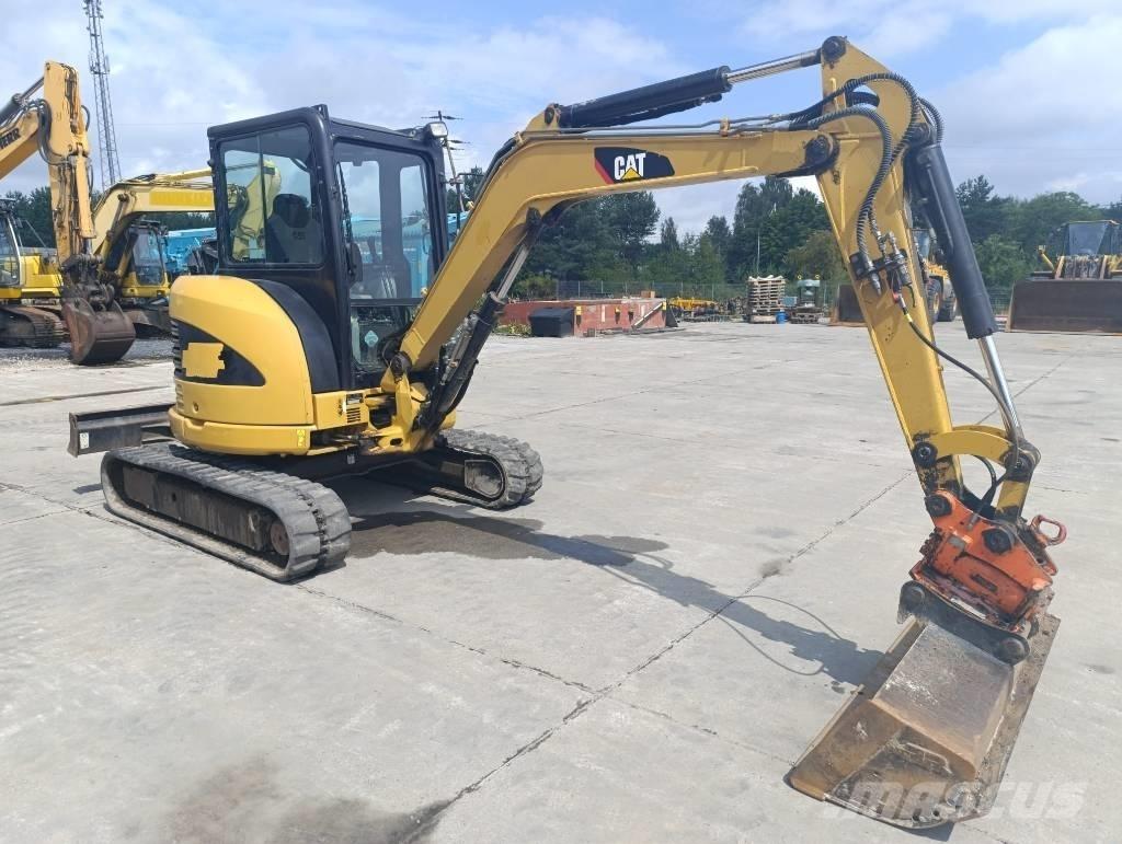 CAT 304 D Міні-екскаватори < 7т