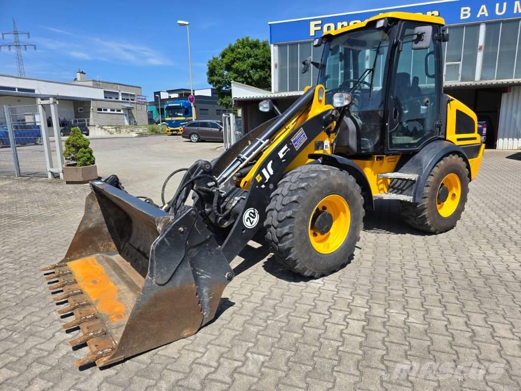 JCB 409SV Фронтальні навантажувачі