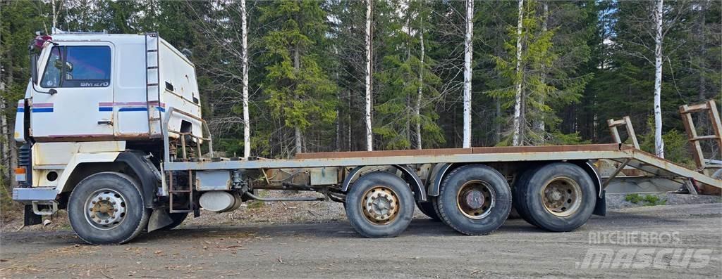 Sisu Sm 270 8X2 Вантажівки для лісозаготівель