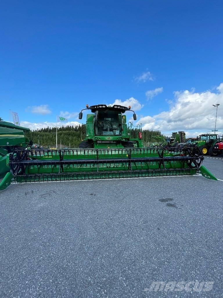 John Deere T 550 Зернозбиральні комбайни