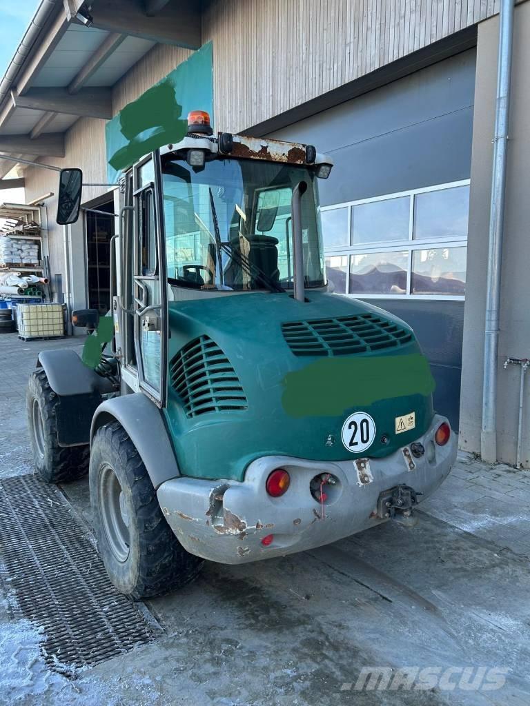 Atlas AR 75 Фронтальні навантажувачі