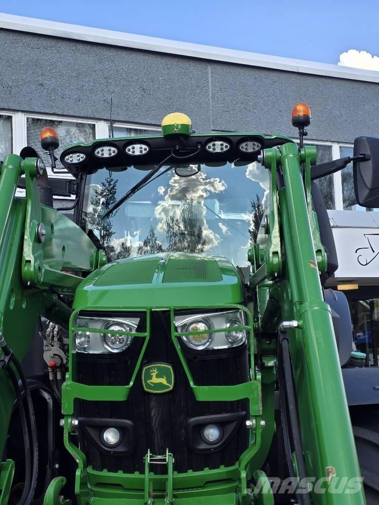 John Deere 6130 R Трактори
