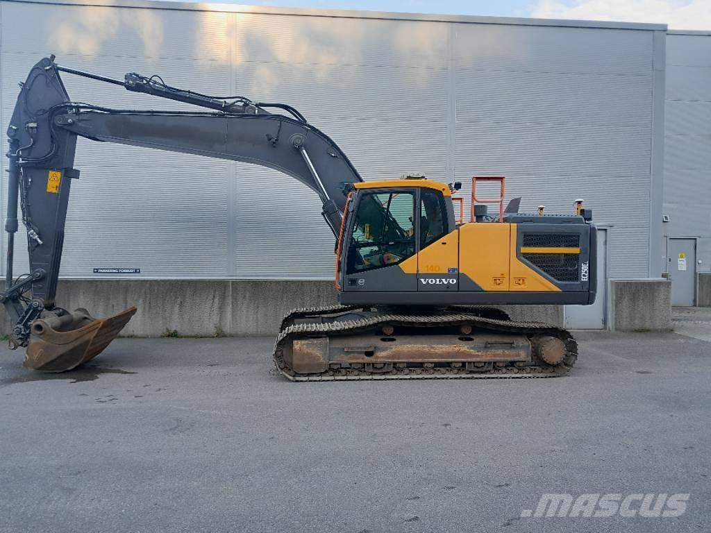 Volvo EC250EL Гусеничні екскаватори