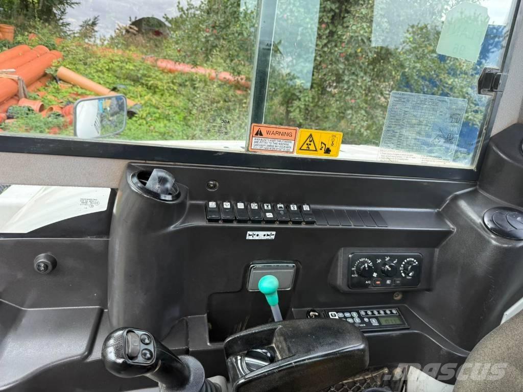 Takeuchi TB 290 Середні екскаватори 7т. - 12т.