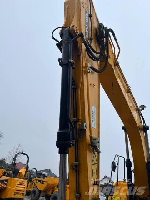 JCB JS 175 W Колісні екскаватори