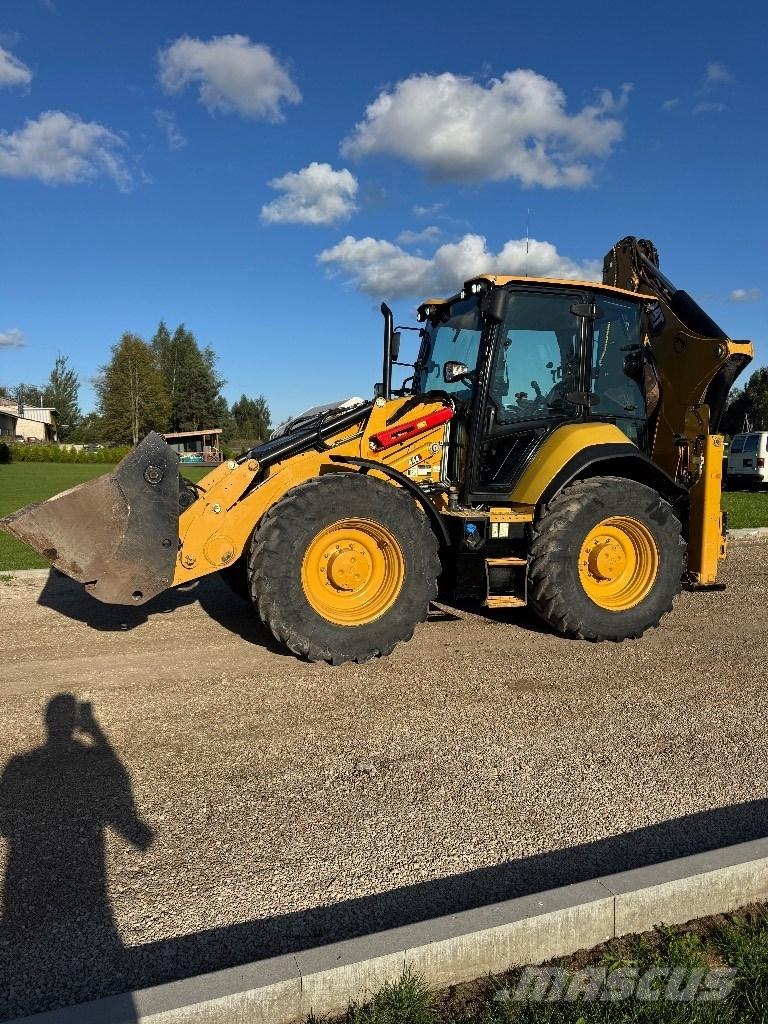CAT 444 Екскаватори-навантажувачі