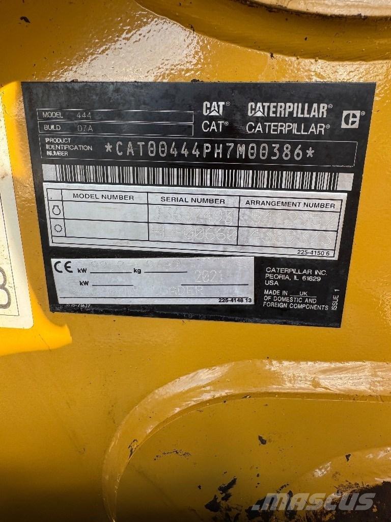 CAT 444 Екскаватори-навантажувачі