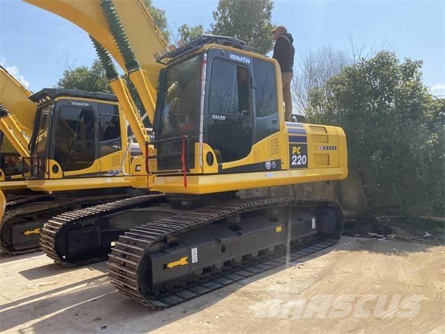 Komatsu PC 220-8 Гусеничні екскаватори