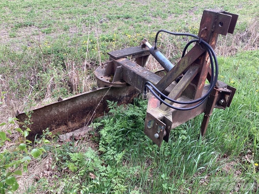  Perälevy omavalmiste Дорожні праски