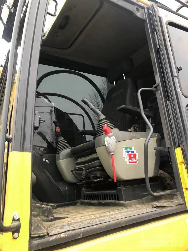 Komatsu PC 210 LC Гусеничні екскаватори