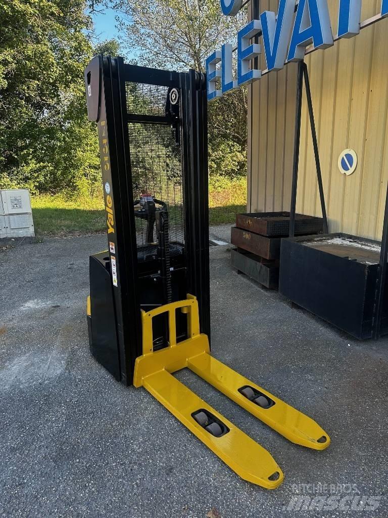 Yale MS 14 AC Ручний візок