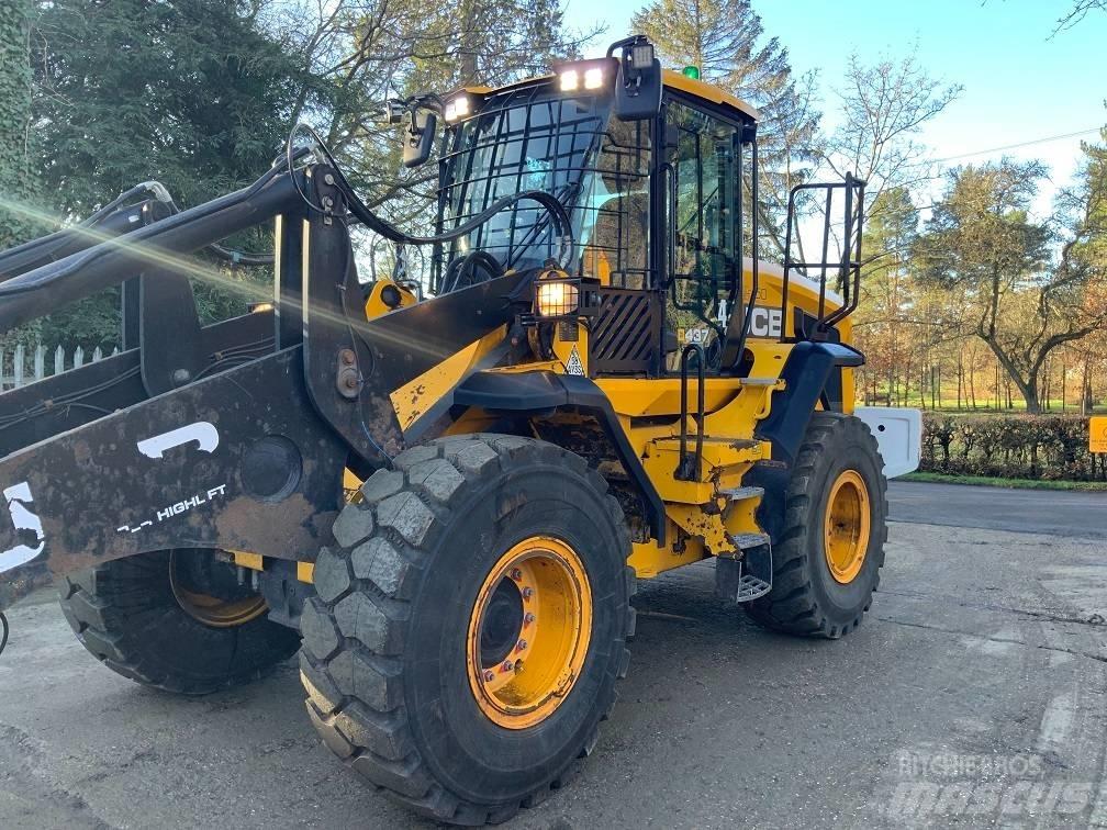JCB 437 HT Фронтальні навантажувачі