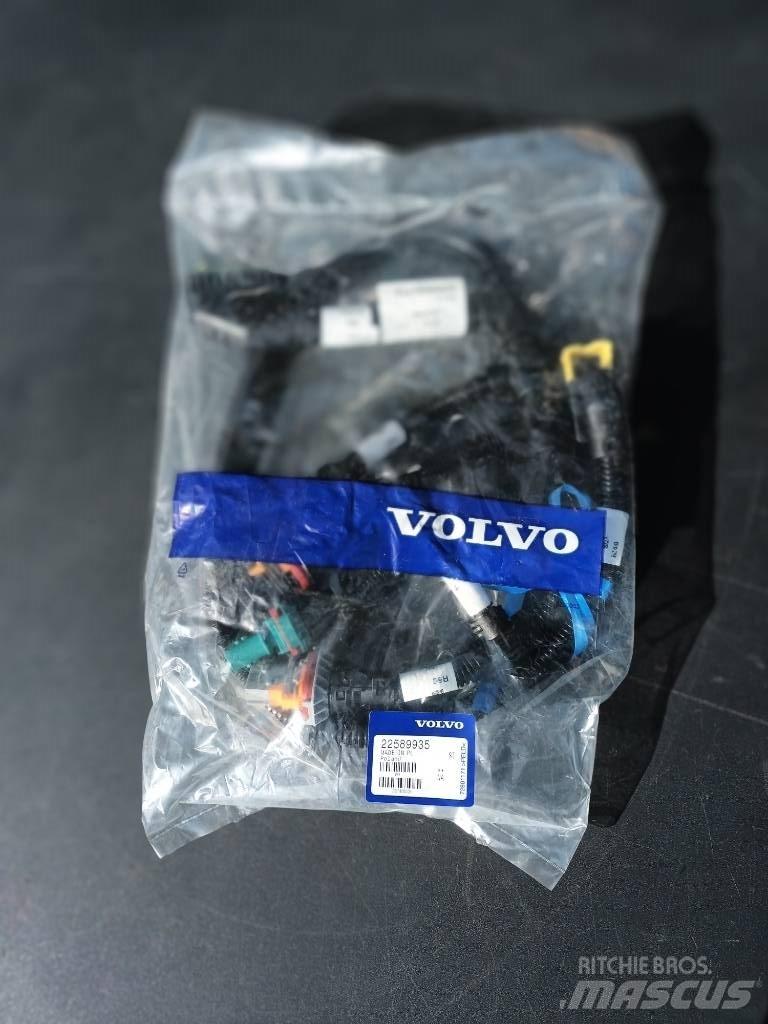 Volvo WIRES 22589935 Електроніка
