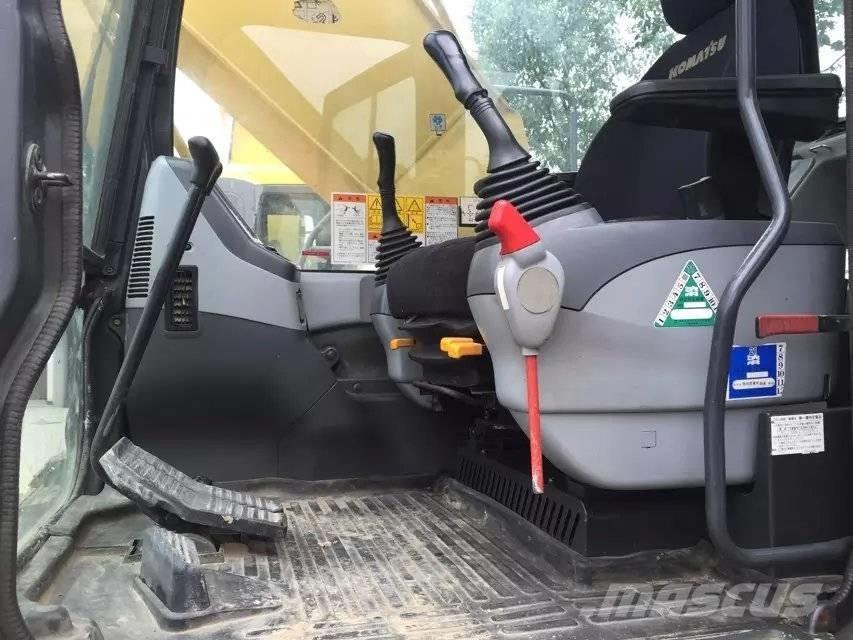 Komatsu PC 220-7 Гусеничні екскаватори