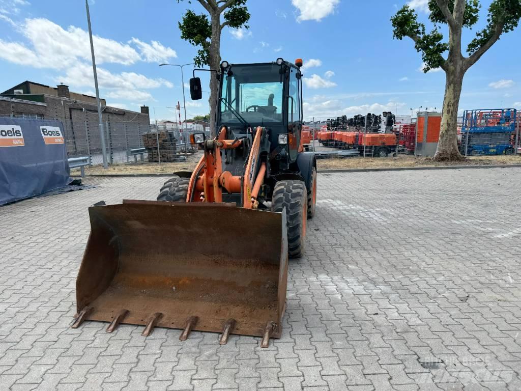 Komatsu WA80-6 Фронтальні навантажувачі
