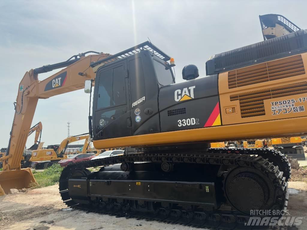 CAT 330 D2 Гусеничні екскаватори