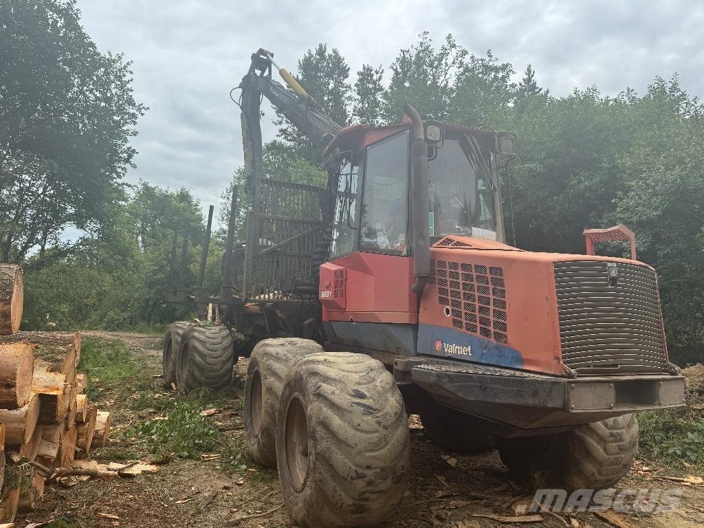 Komatsu 860.1 Форвардери