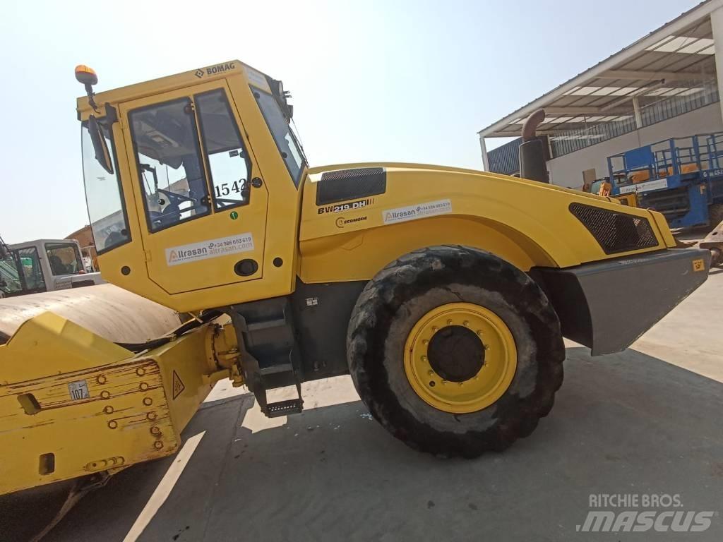 Bomag BW 219 D H-4 Ущільнювачі грунту