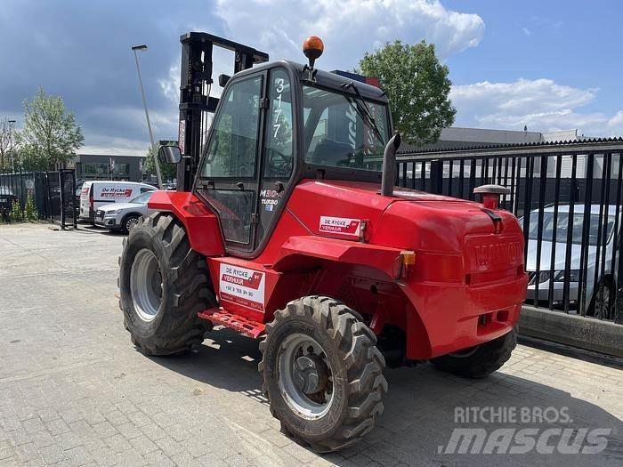 Manitou M30-4 Навантажувачі підвищеної прохідності