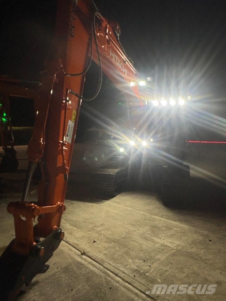 Hitachi Zaxis 130-6 Гусеничні екскаватори