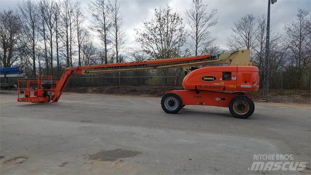 JLG 860SJ Телескопічні підйомники